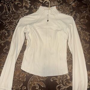 Lululemon cropped define jacket size 4 bone
